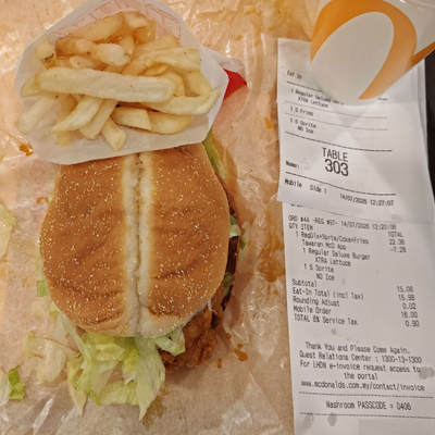 Regular Chicken McDeluxe Set